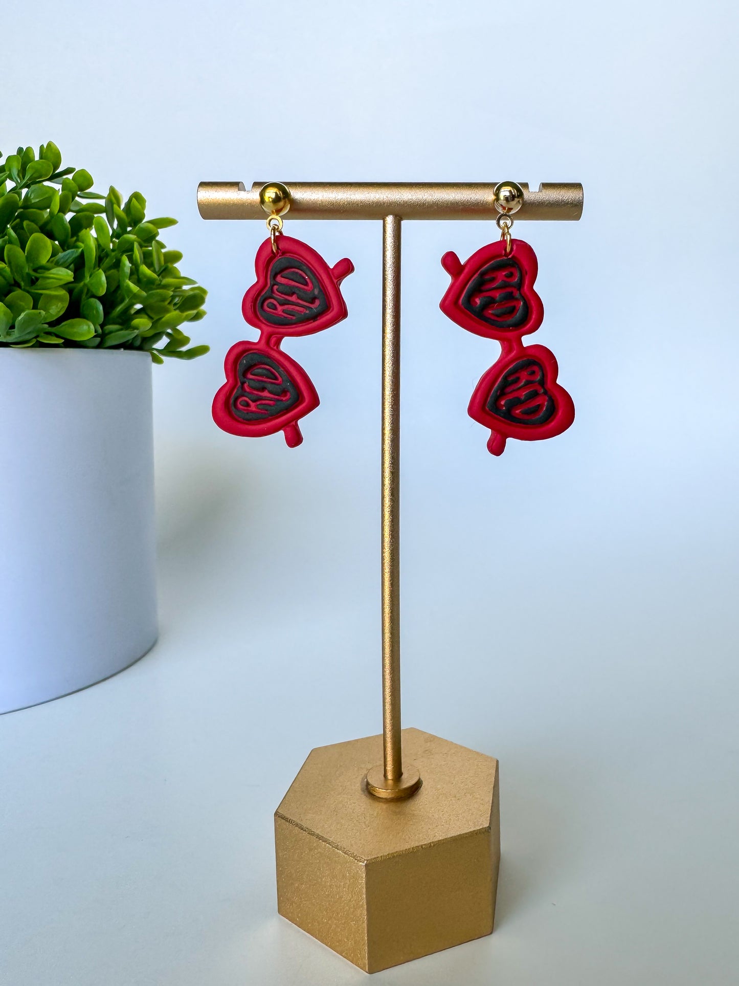 Dress Up Like Hipsters | Red