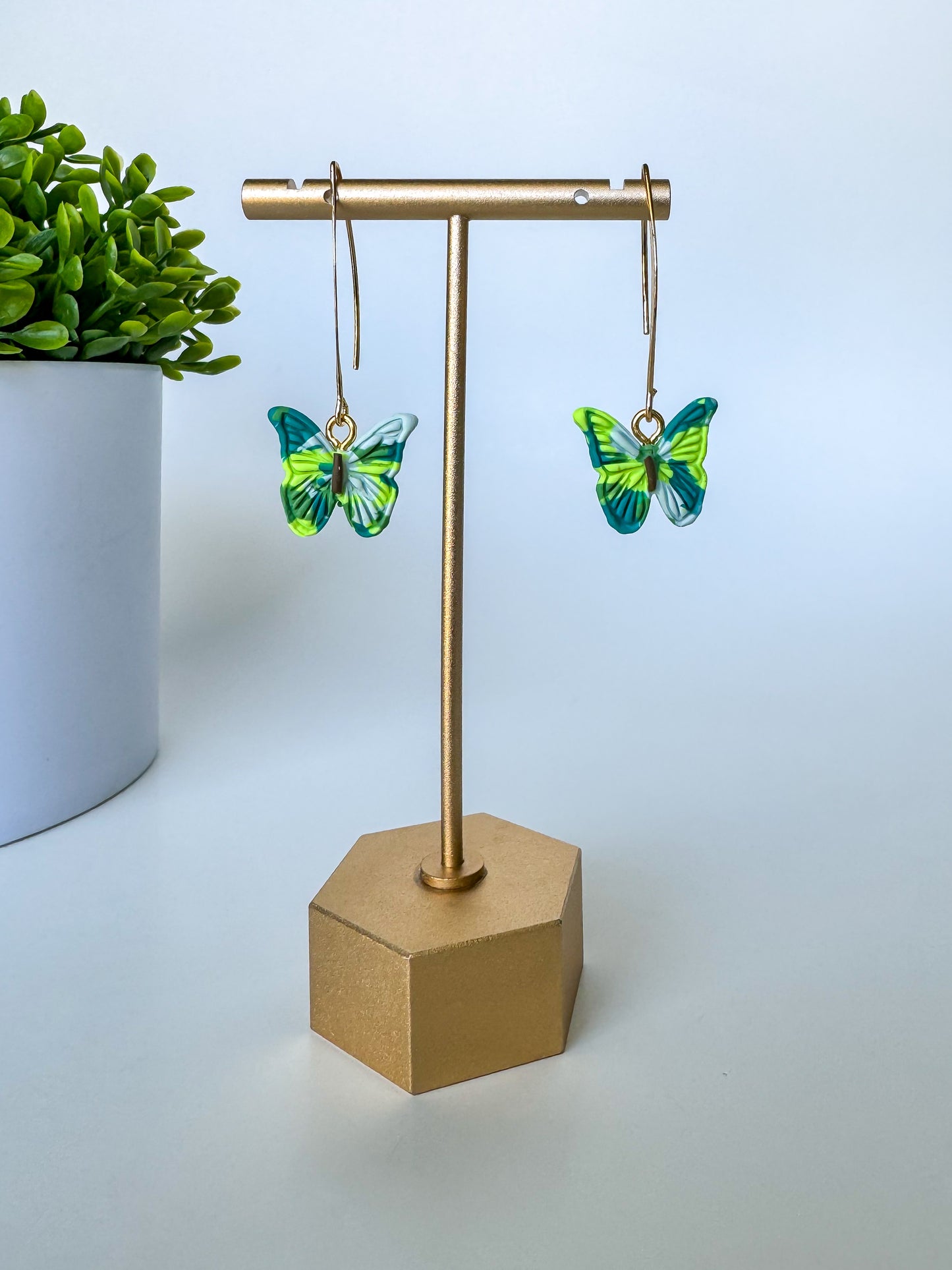 Stay Beautiful | Debut