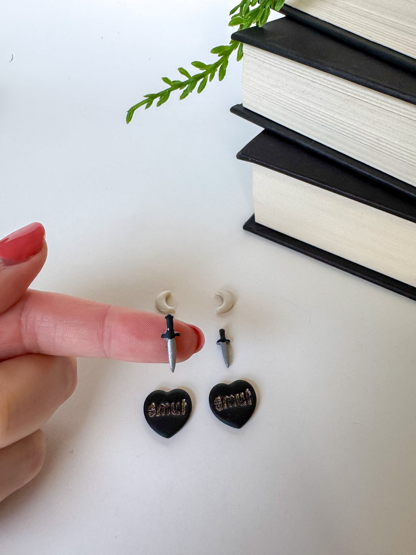 Romantasy Studs