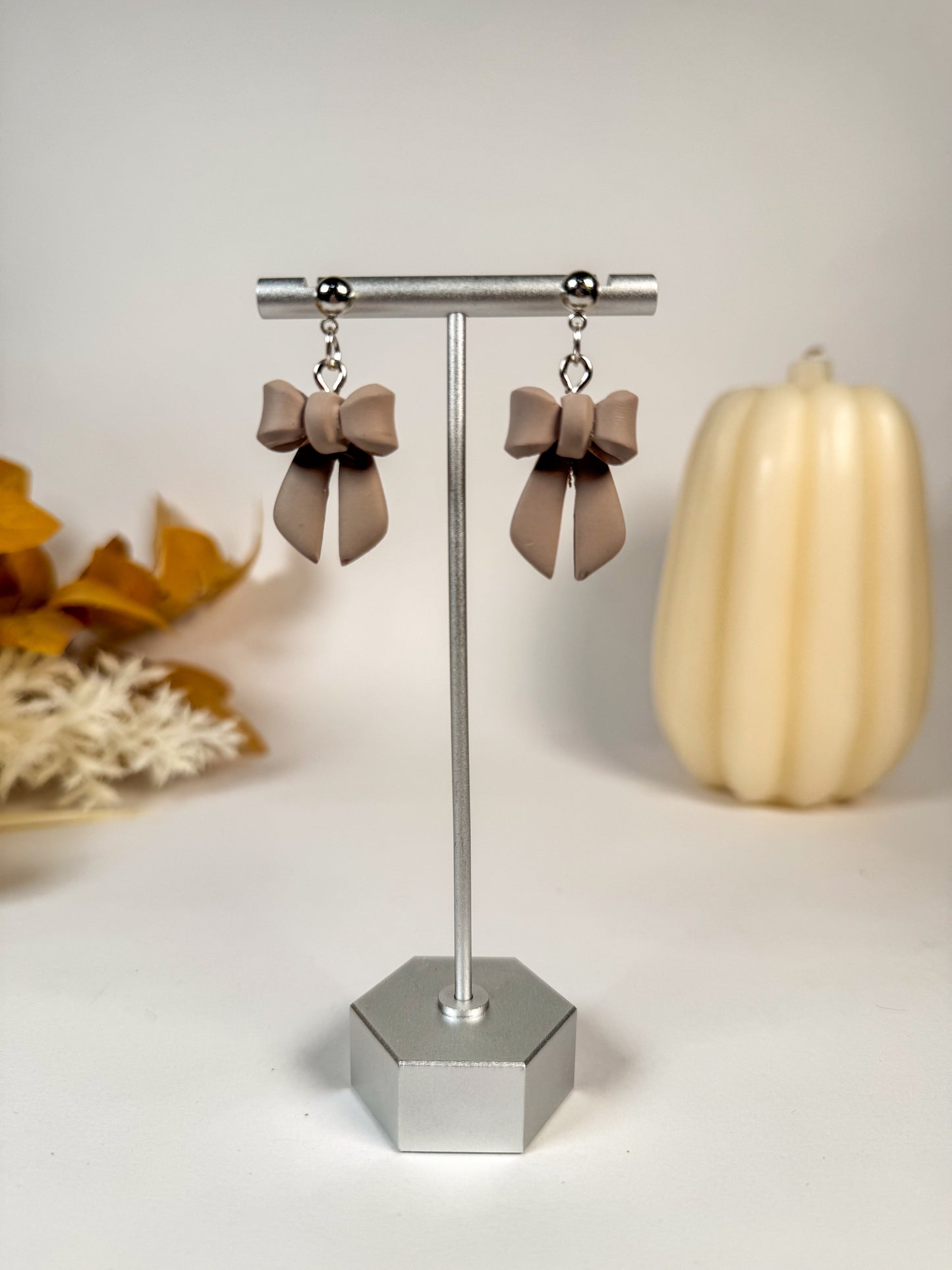 Flirty Bows for Fall | Dangles