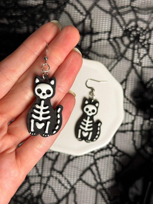 Pet Cemetery | Cat