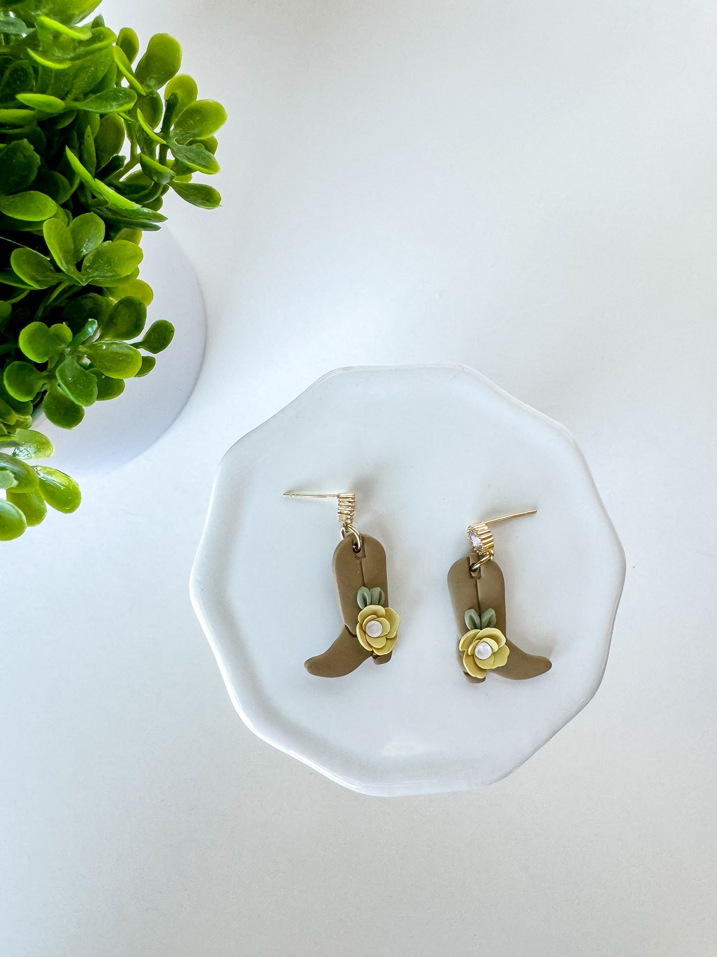 Cowboy Like Me | Evermore